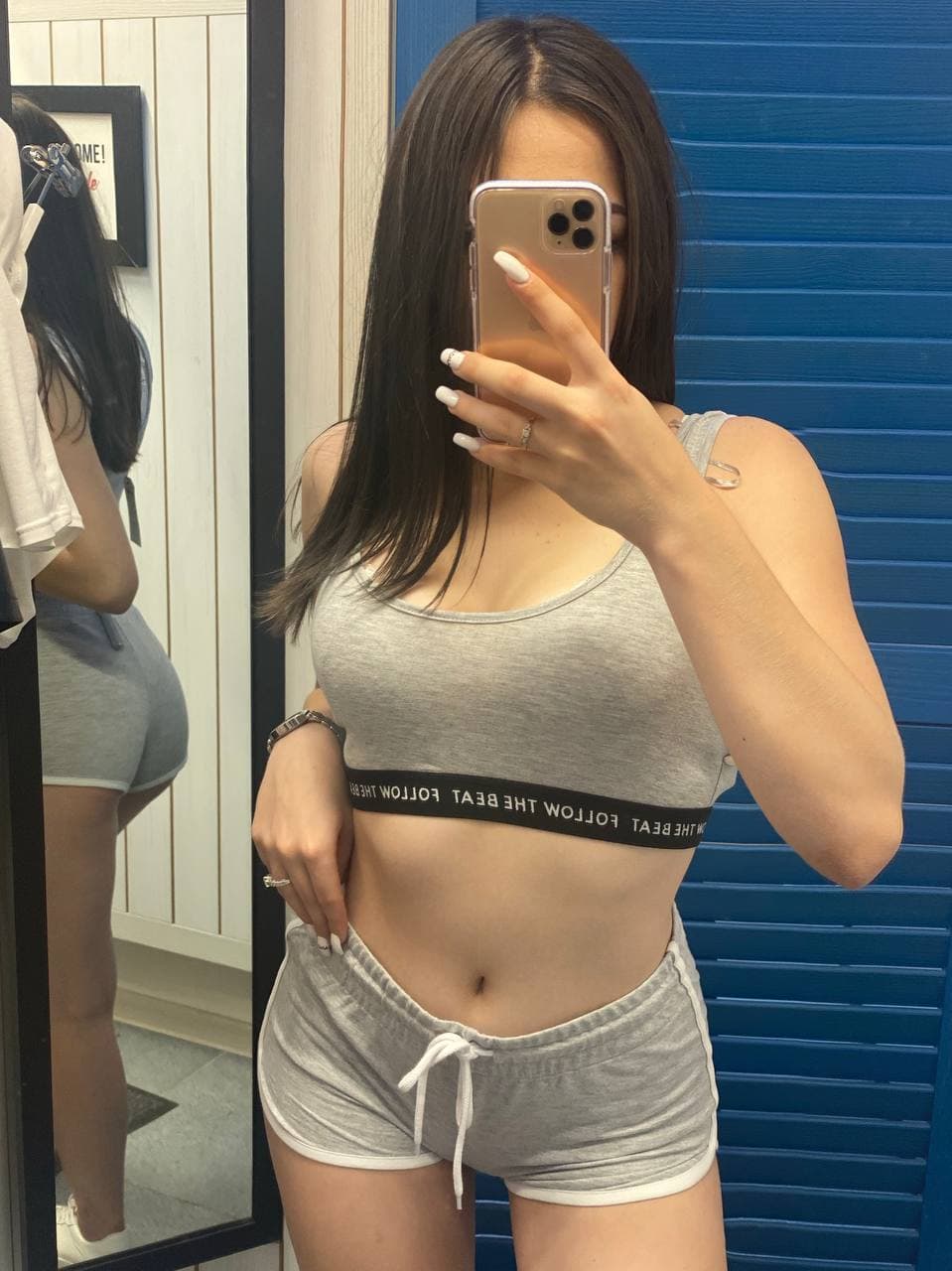 Проститутка Лиза СПб у метро Бухарестская, телефон +79811554285