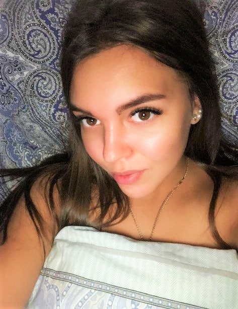 Проститутка Карина Питера у метро Парк Победы, телефон +79812142180