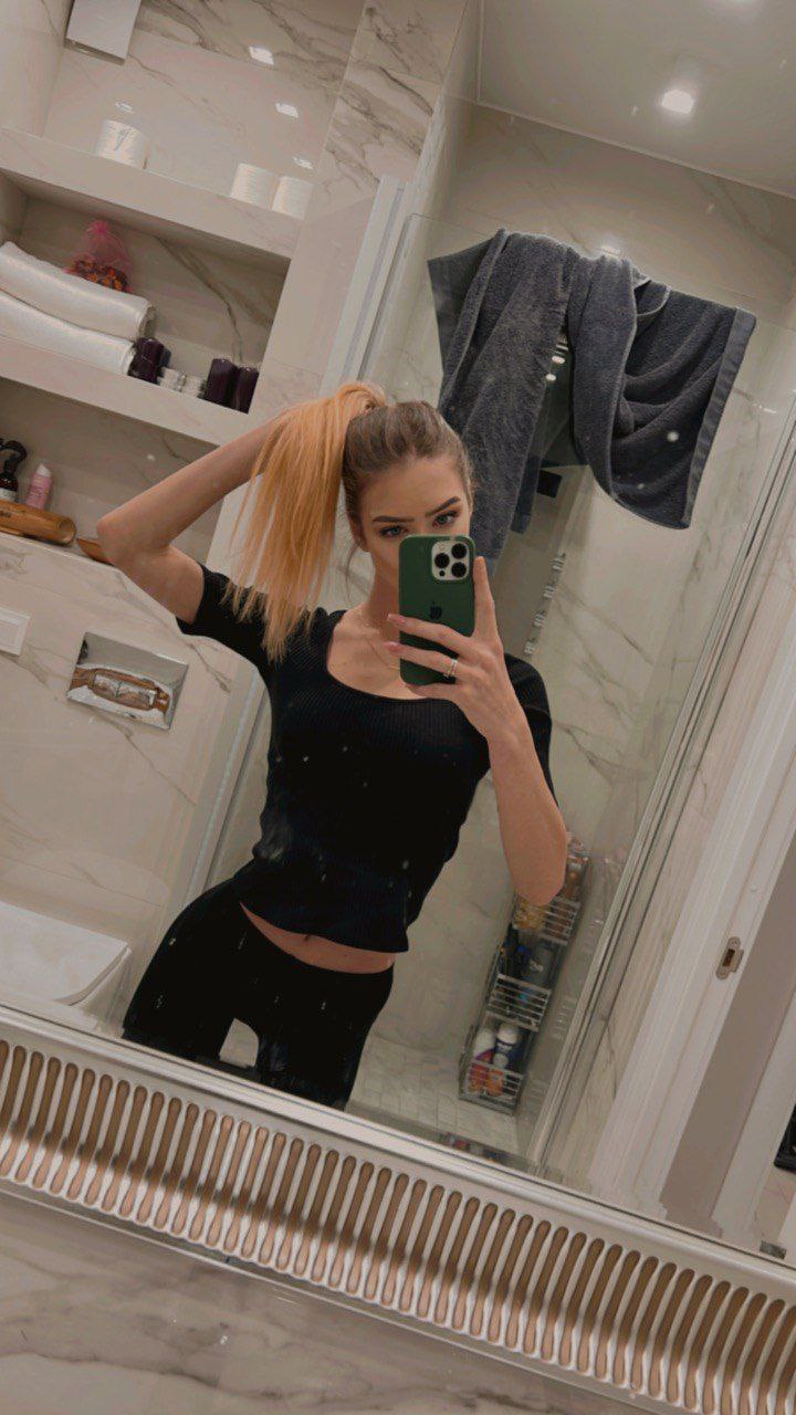 Проститутка Лариса СПб у метро Автово, телефон +7(911)830-21-77