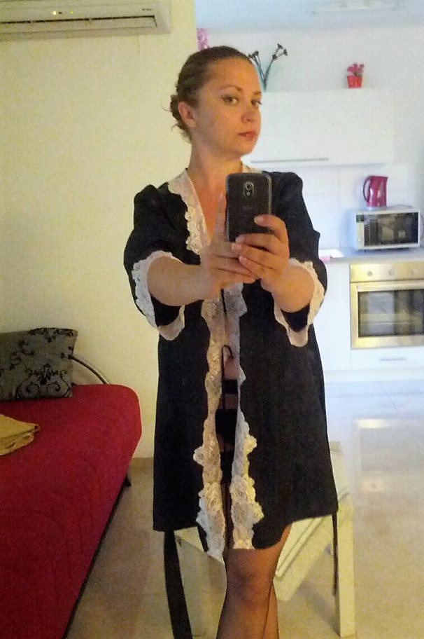 Проститутка Карина СПб у метро Девяткино, телефон +7(981)266-85-01