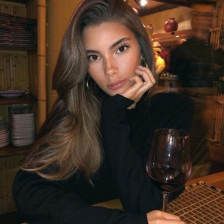 Проститутка Милана Санкт-Петербурга у метро Чкаловская, телефон +7(981)289-01-65